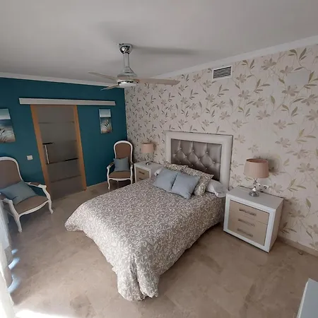 Atico Plata Apartment *